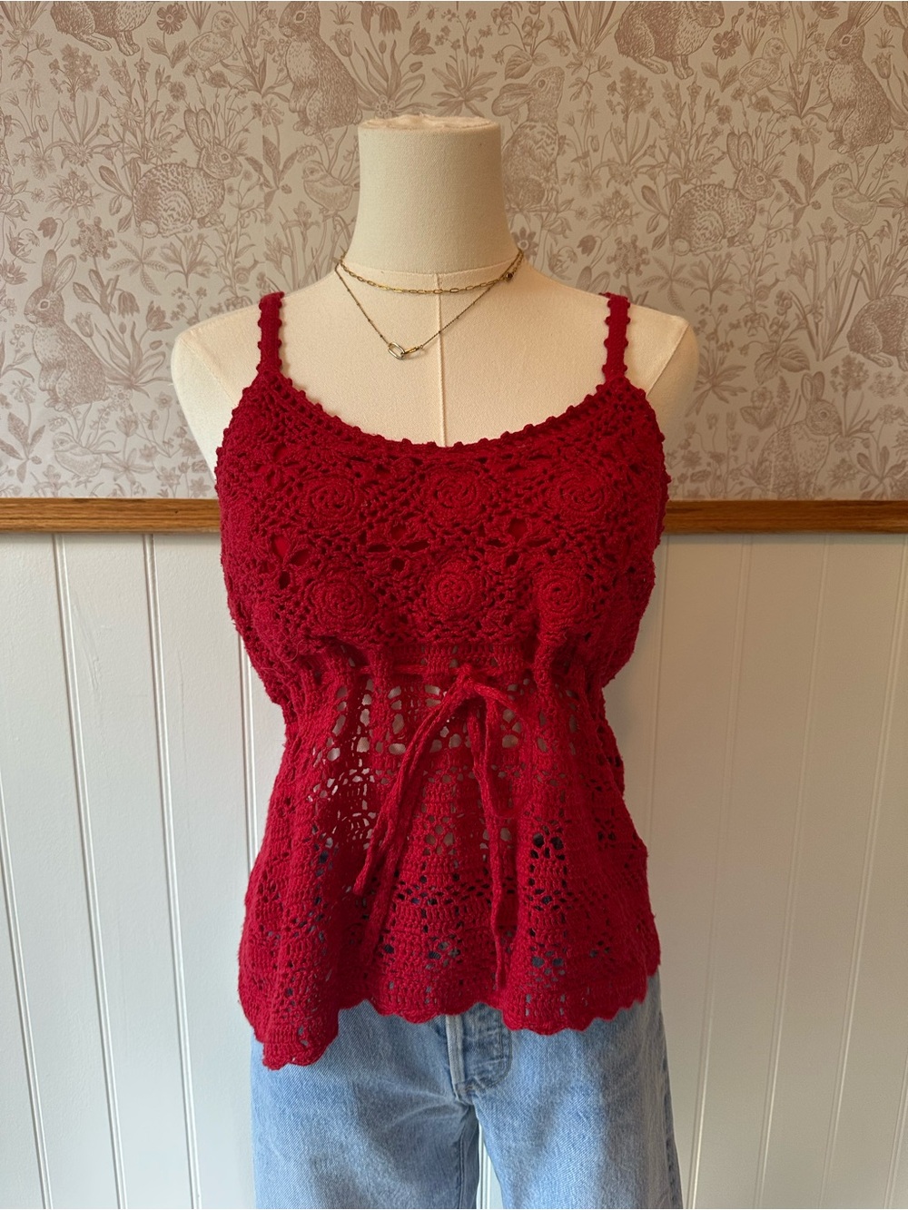 Vintage Red Crochet Rose Camisole Top – Size M/M - Picture 2 of 7